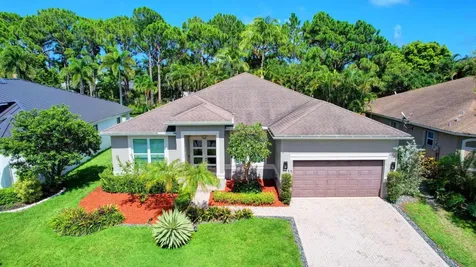 11 Lake Eden Drive Boynton Beach FL 33435