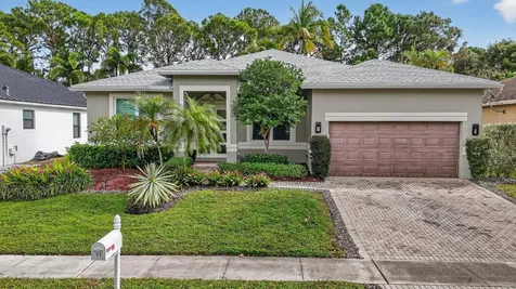 11 Lake Eden Drive Boynton Beach FL 33435
