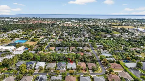 11 Lake Eden Drive Boynton Beach FL 33435