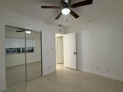 298 SW 6th Street Boca Raton FL 33432