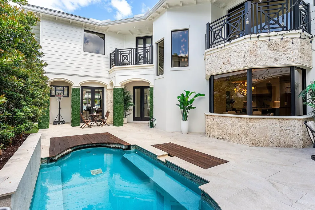 662 Boca Marina Court Boca Raton FL 33487