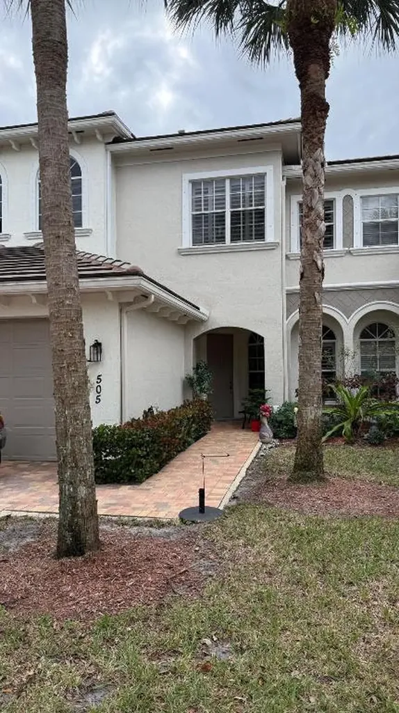 6393 Bella Circle Boynton Beach FL 33437
