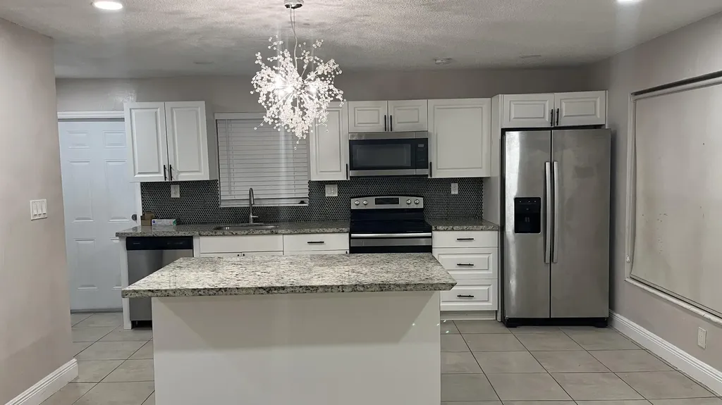 2001 NE 2nd Terrace Pompano Beach FL 33060