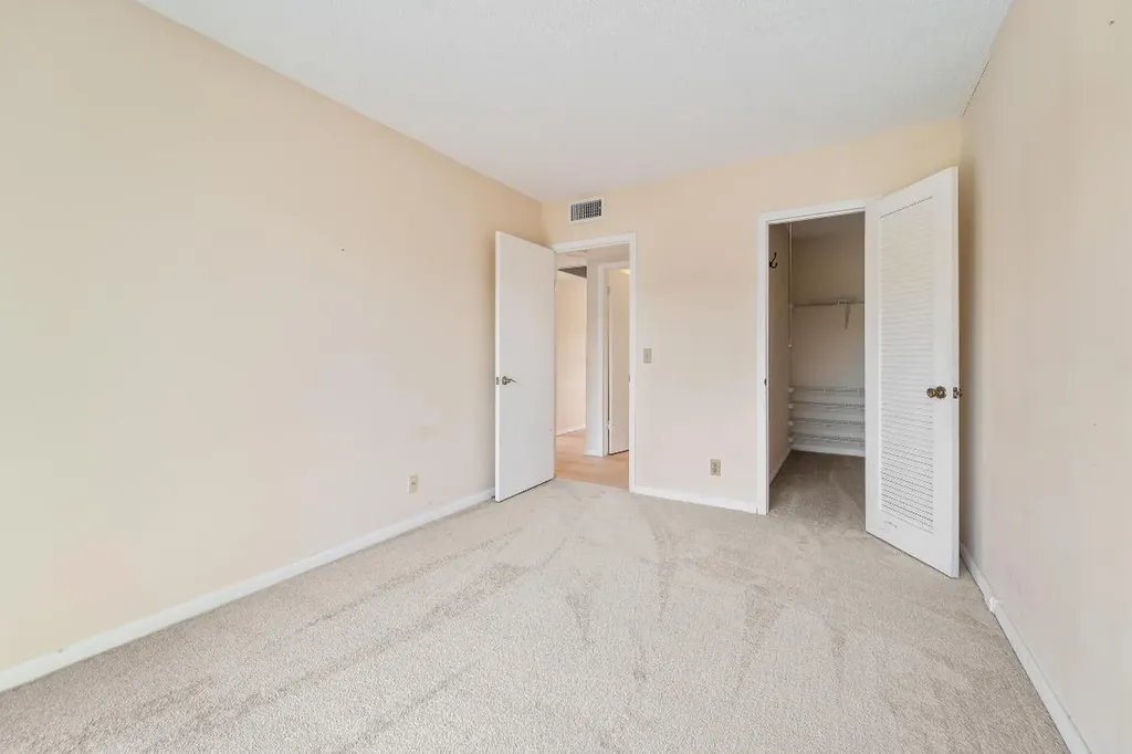 200 Dorset E Boca Raton FL 33434
