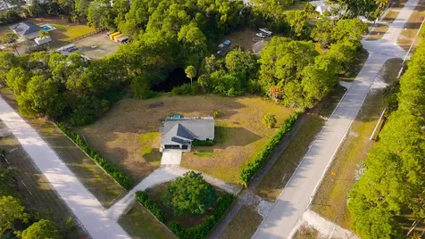 16495 69th Street N Loxahatchee FL 33470
