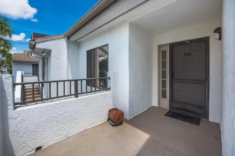 7689 Glendevon Lane Delray Beach FL 33446