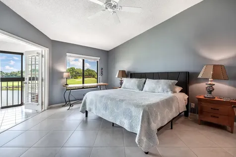 7689 Glendevon Lane Delray Beach FL 33446