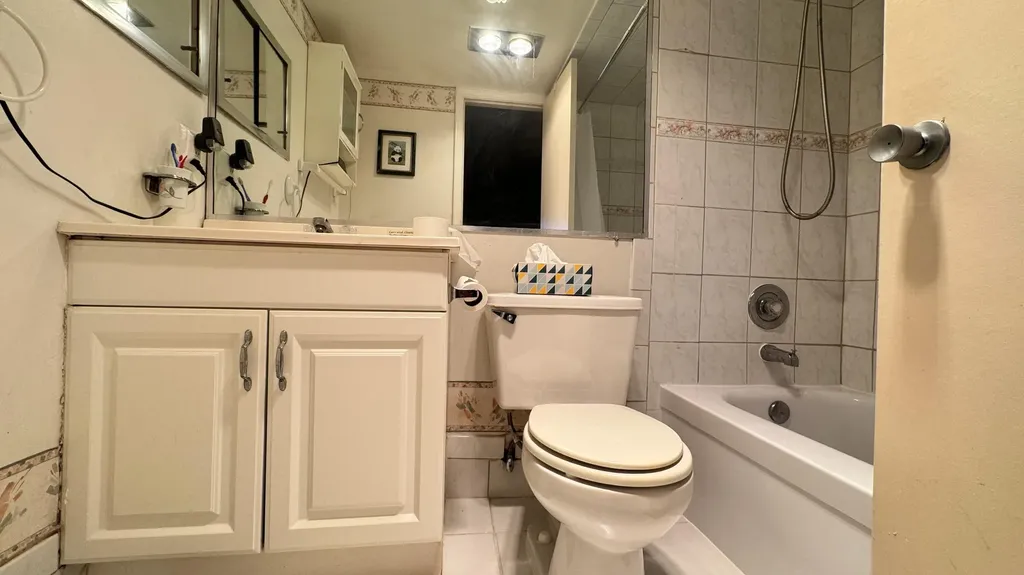 164 Kent West Palm Beach FL 33417
