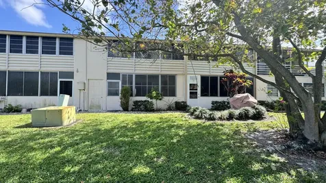 164 Kent West Palm Beach FL 33417