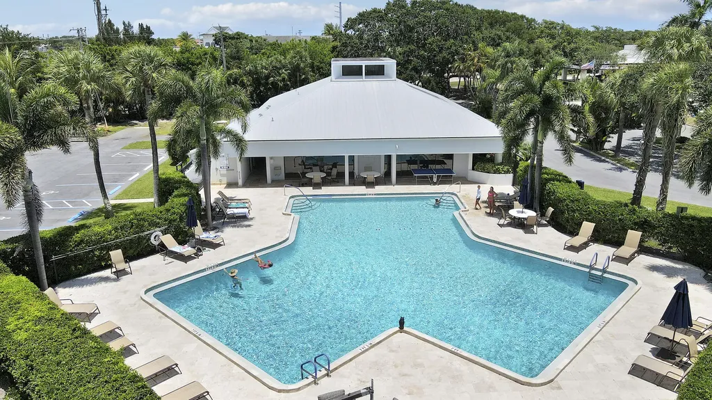 1748 Jupiter Cove Drive Jupiter FL 33469
