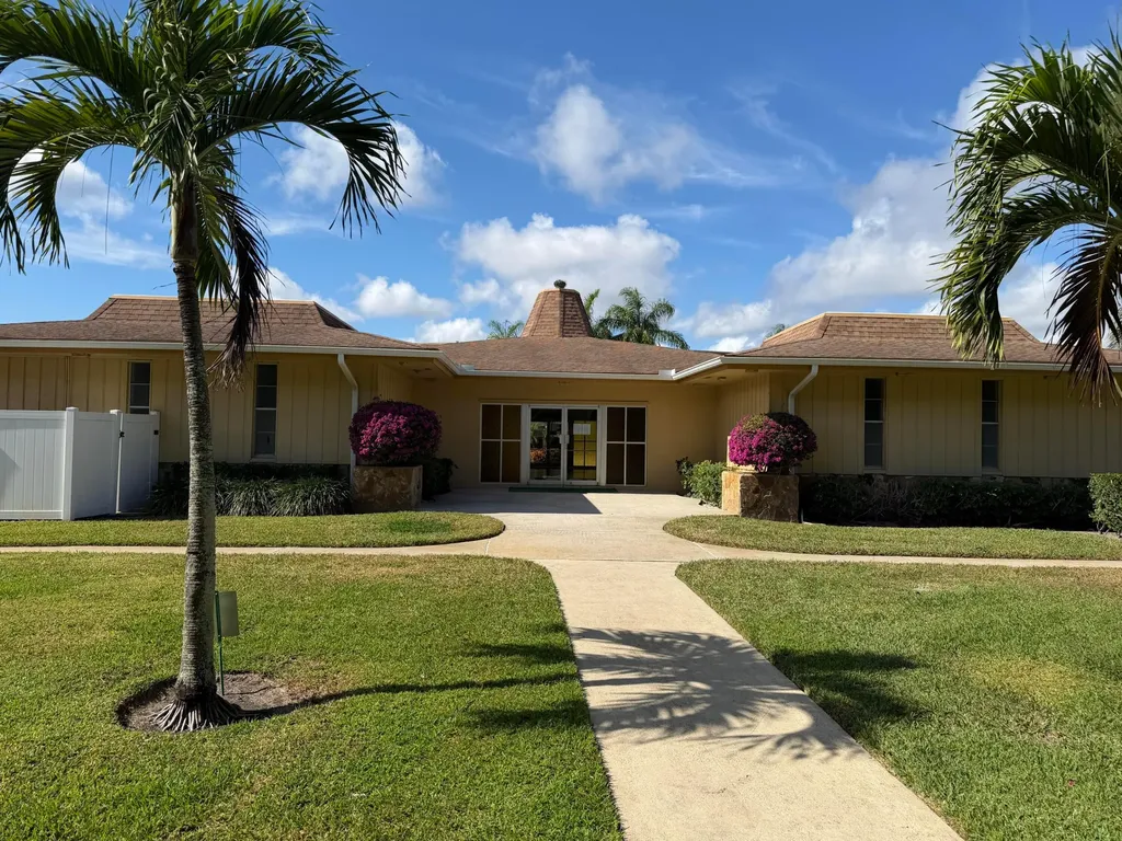 100 Village Green Circle E Palm Springs FL 33461
