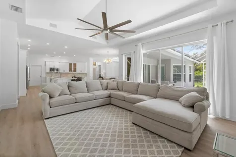 8369 SE Island Way Jupiter FL 33458
