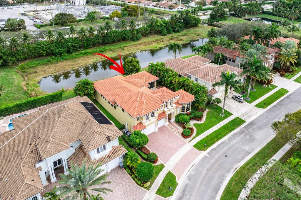 7077 Via Mediterrania Boca Raton FL 33433
