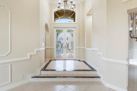 7077 Via Mediterrania Boca Raton FL 33433
