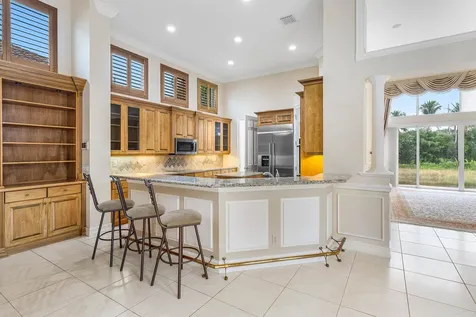 7077 Via Mediterrania Boca Raton FL 33433