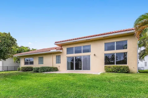 7077 Via Mediterrania Boca Raton FL 33433