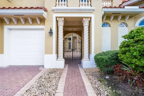 7077 Via Mediterrania Boca Raton FL 33433