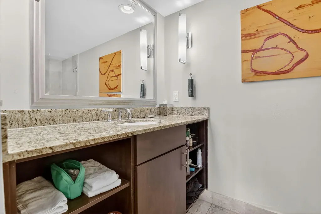 2670 E Sunrise Boulevard Fort Lauderdale FL 33304