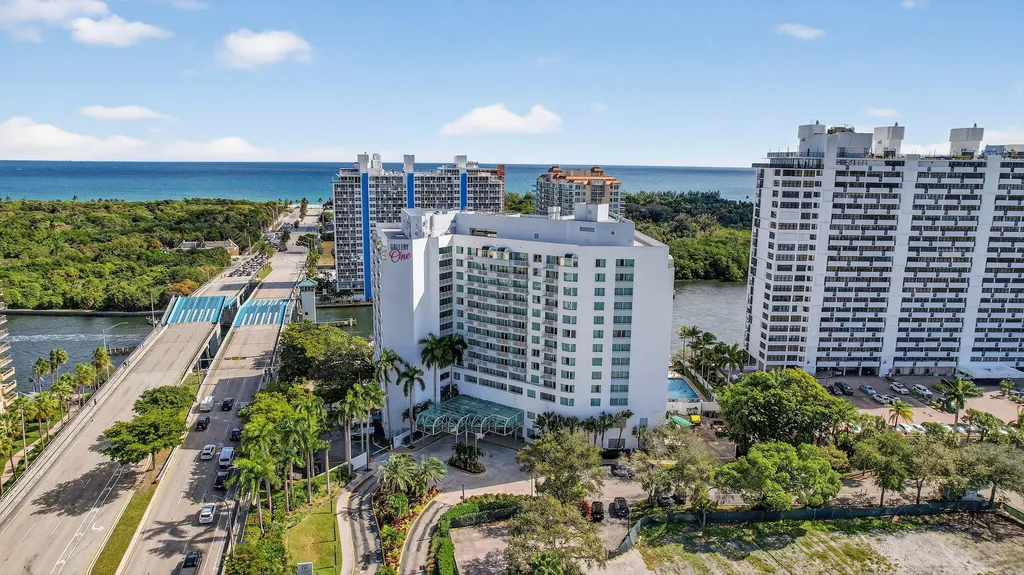 2670 E Sunrise Boulevard Fort Lauderdale FL 33304