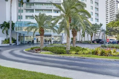 2670 E Sunrise Boulevard Fort Lauderdale FL 33304