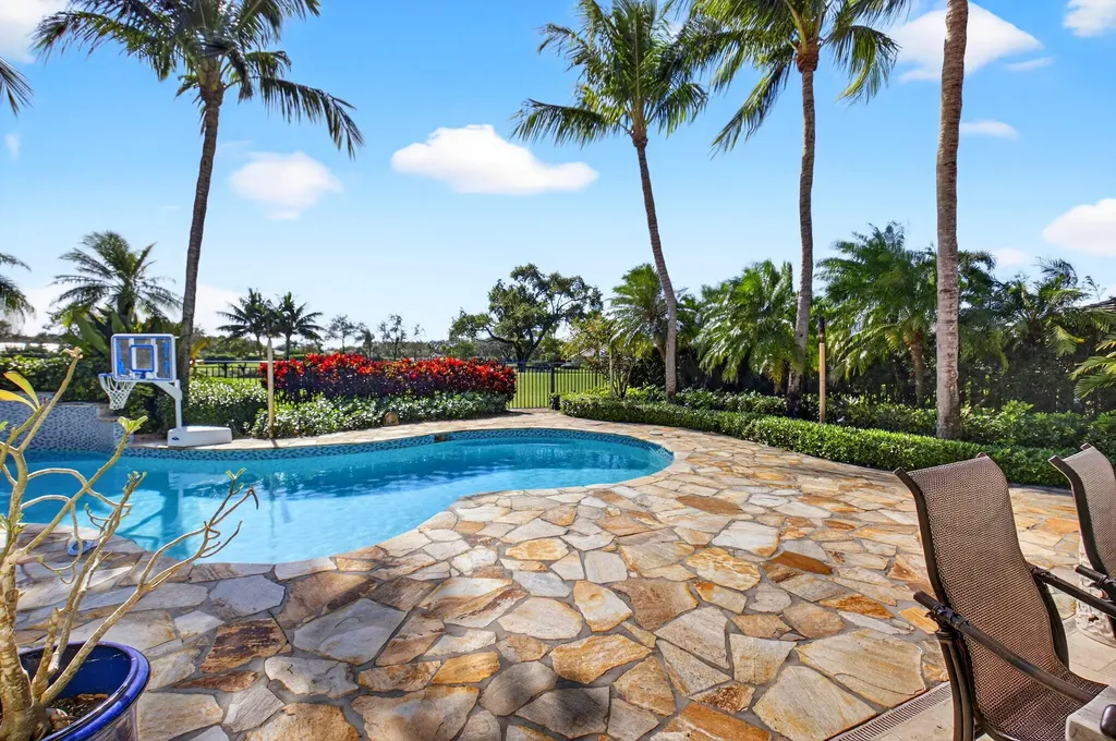 4816 S Lake Drive Boynton Beach FL 33436