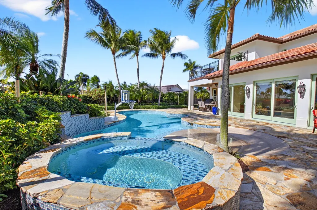 4816 S Lake Drive Boynton Beach FL 33436