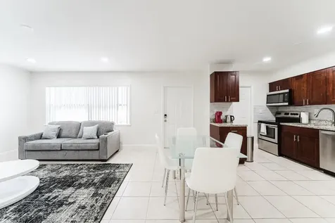 1800 NW 4th Avenue Boca Raton FL 33432