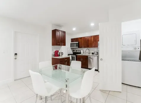 1800 NW 4th Avenue Boca Raton FL 33432