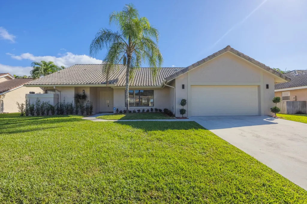 22352 Martella Avenue Boca Raton FL 33433
