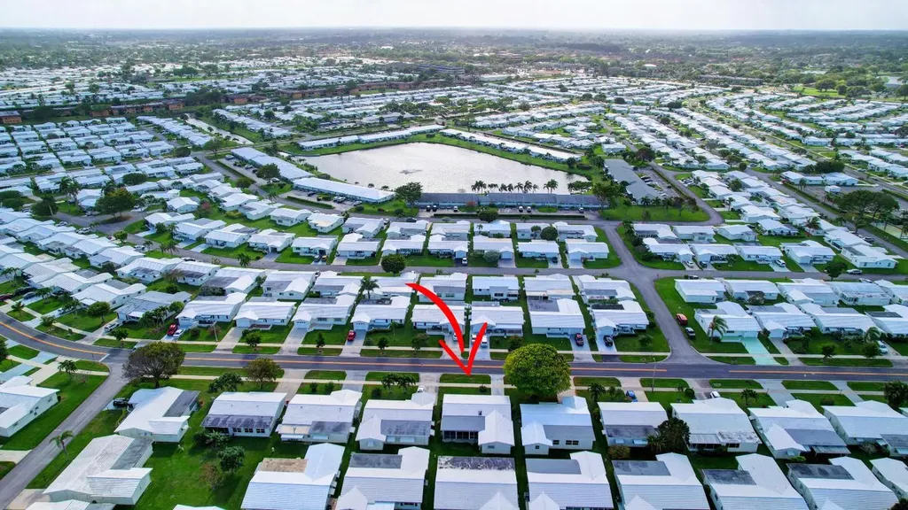716 SW 18th Street Boynton Beach FL 33426