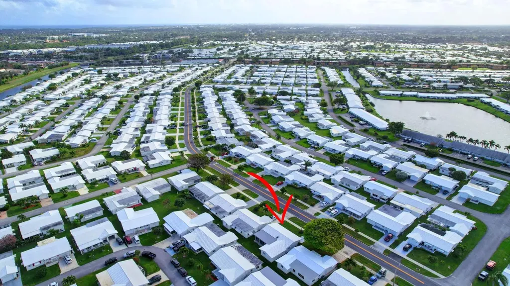 716 SW 18th Street Boynton Beach FL 33426
