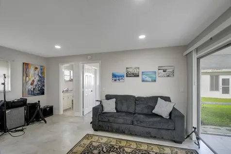 716 SW 18th Street Boynton Beach FL 33426
