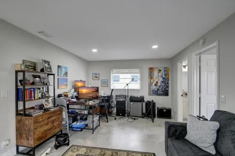 716 SW 18th Street Boynton Beach FL 33426