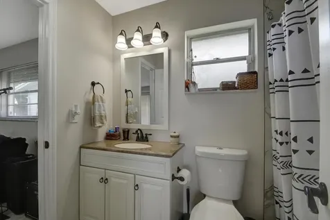 716 SW 18th Street Boynton Beach FL 33426