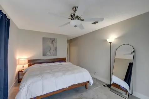 716 SW 18th Street Boynton Beach FL 33426