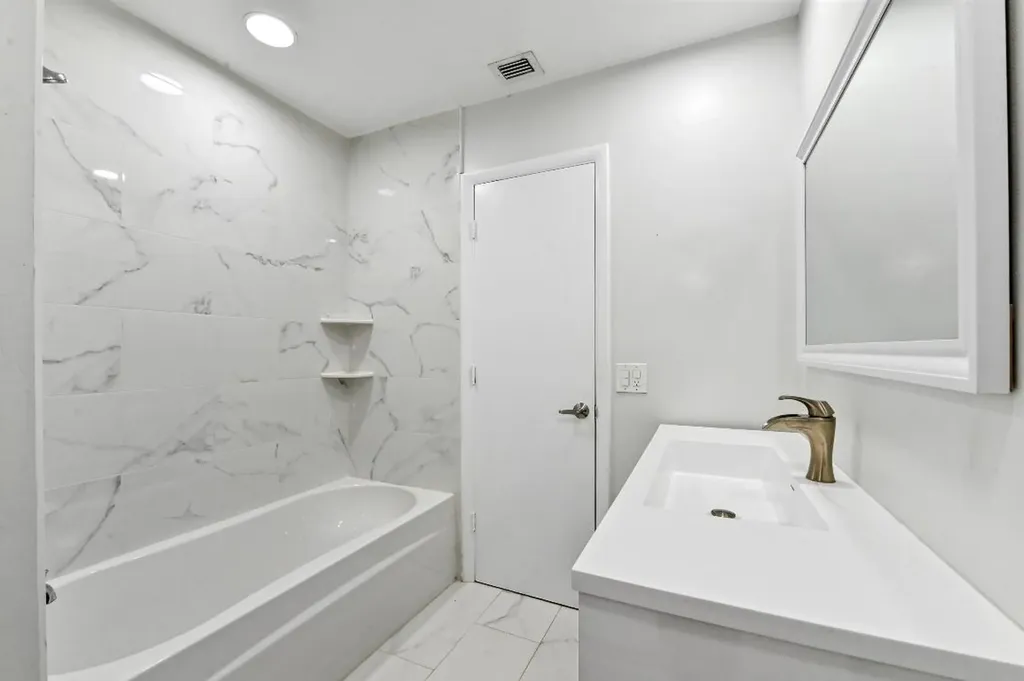 271 NW 15th Street Boca Raton FL 33432