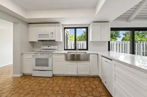 271 NW 15th Street Boca Raton FL 33432