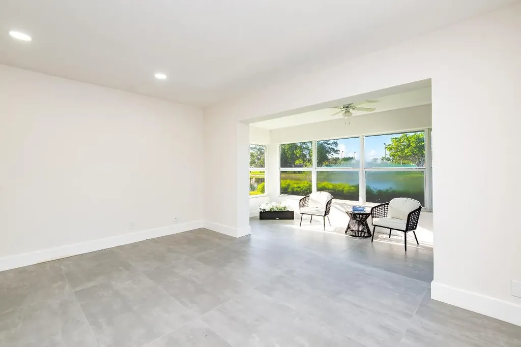 604 Laconia Circle Lake Worth FL 33467