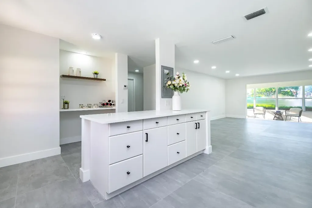 604 Laconia Circle Lake Worth FL 33467