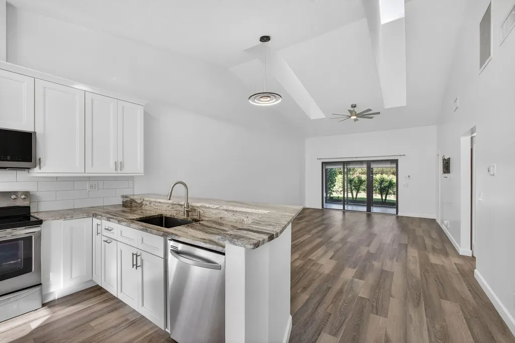 703 Saint Giles Court Palm Beach Gardens FL 33418