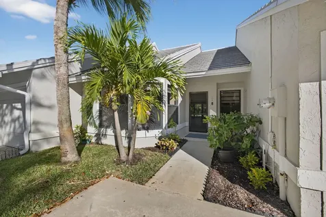 703 Saint Giles Court Palm Beach Gardens FL 33418
