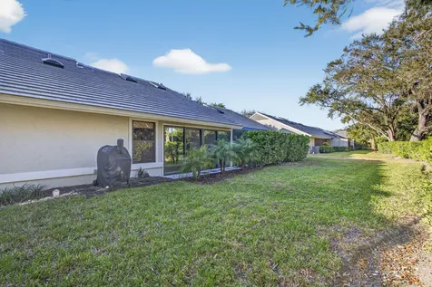 703 Saint Giles Court Palm Beach Gardens FL 33418