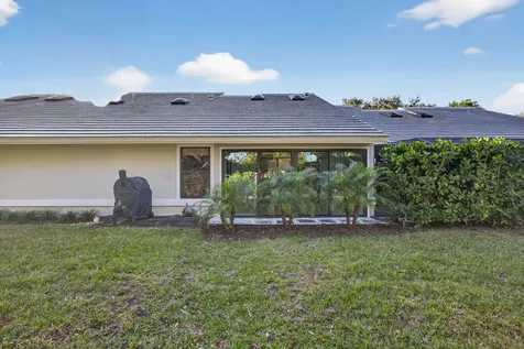 703 Saint Giles Court Palm Beach Gardens FL 33418