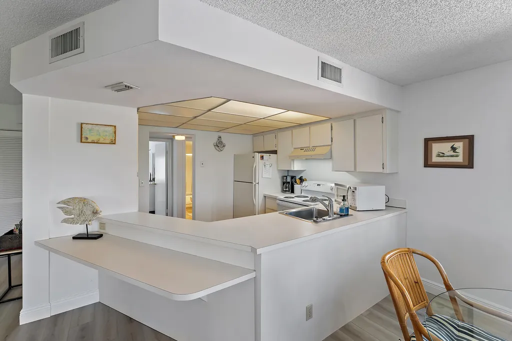 1605 S Us Highway 1 Jupiter FL 33477
