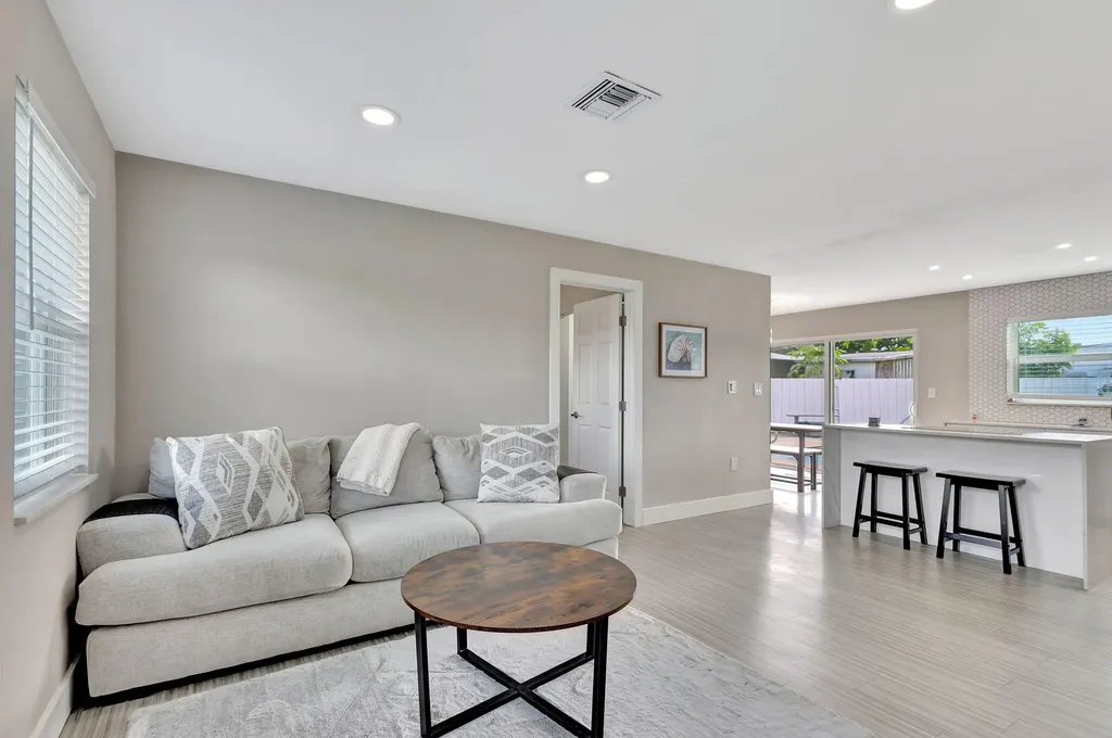 9518 Keating Drive Palm Beach Gardens FL 33410