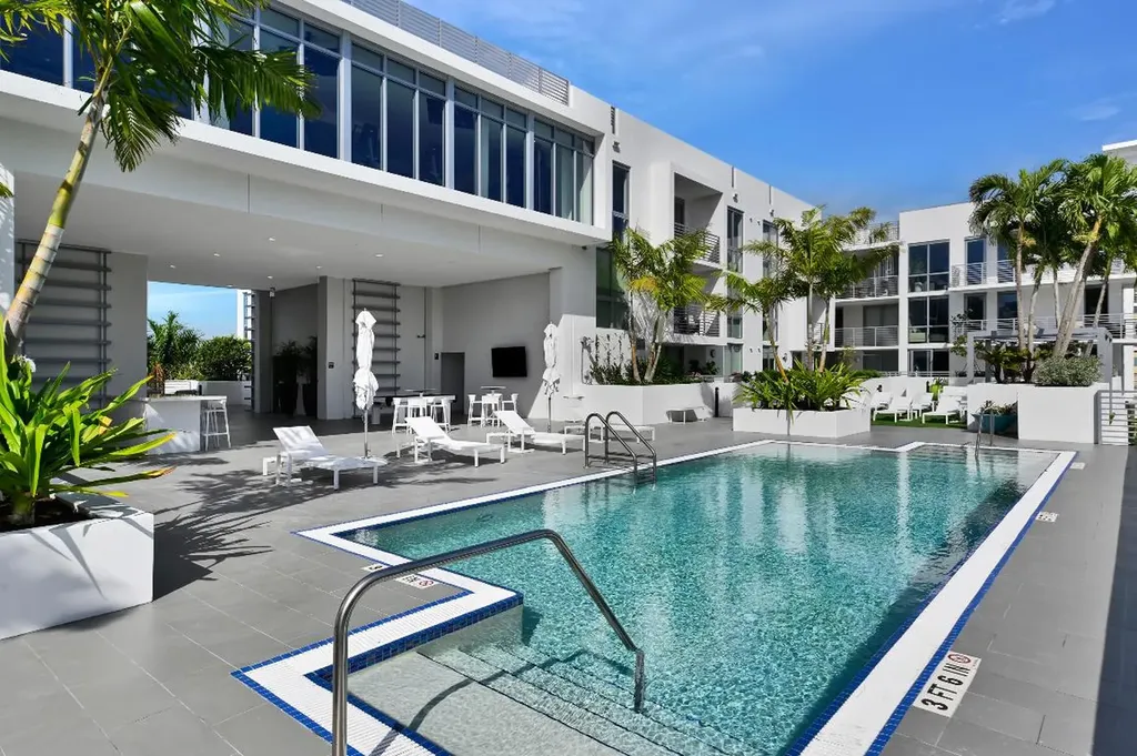111 SE 1st Avenue Delray Beach FL 33444