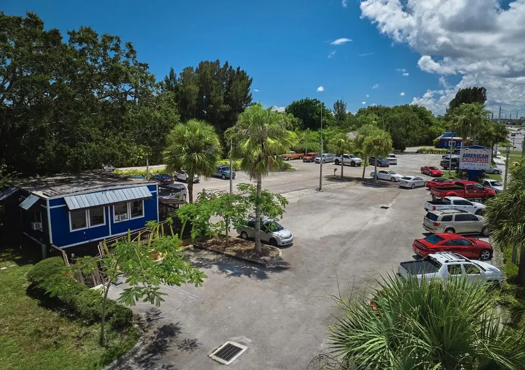 2155 NW Federal Highway Jensen Beach FL 34957
