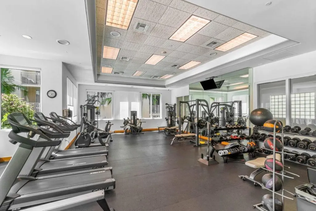 99 SE Mizner Boulevard Boca Raton FL 33432