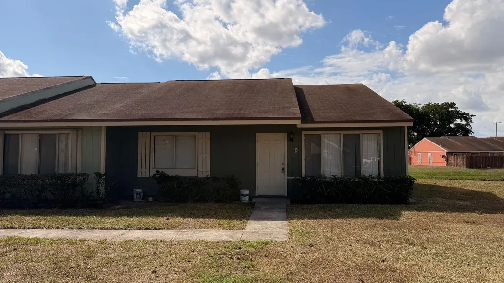 4774 Orleans Court West Palm Beach FL 33415