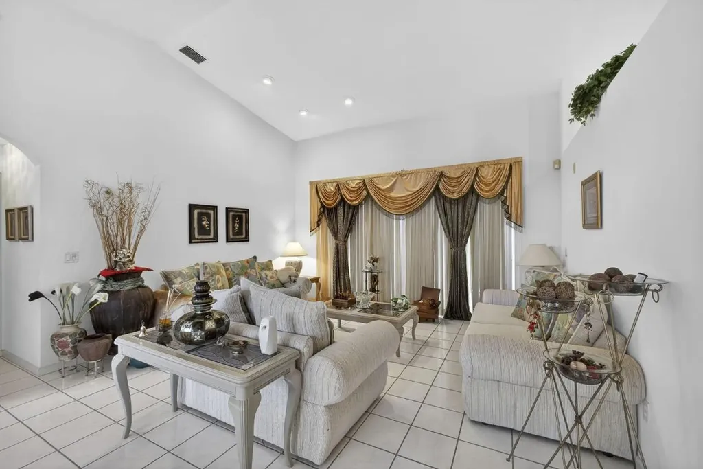 1940 S Club Drive Wellington FL 33414